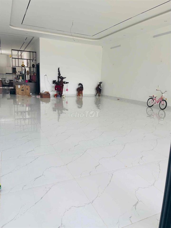 CHO THUÊ NHÀ MẶT TIỀN ĐƯỜNG HÙNG VƯƠNG