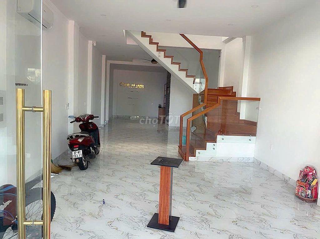 Bán nhà mặt tiền Nguyễn Đình Chiểu trung tâm BMT