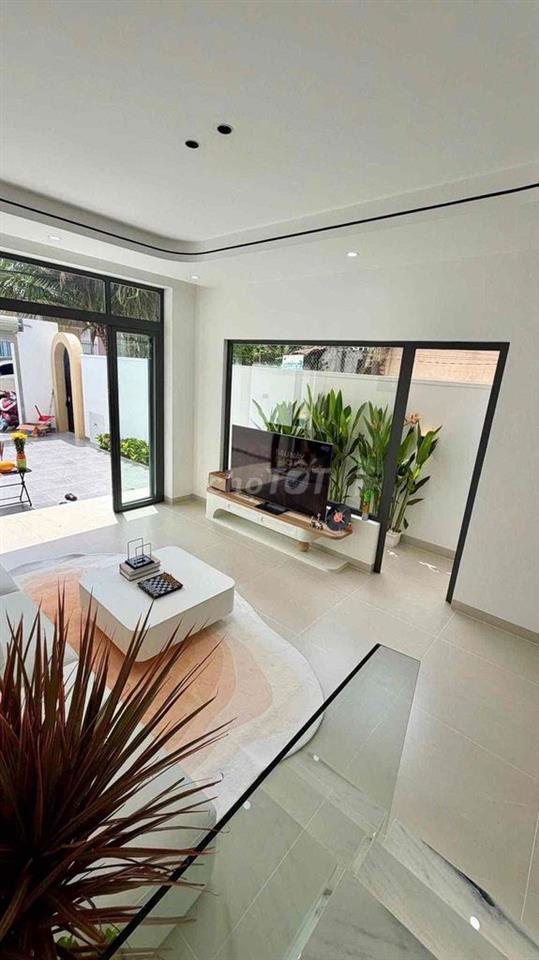 Nhà Góc 2 MT Nay Thông - EaTam - Ngay Đại Học Tây Nguyên