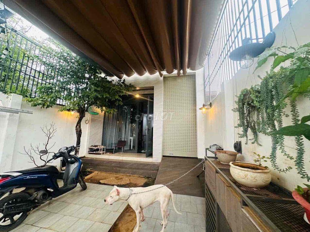 CẦN BÁN NHÀ CUỐI ĐƯỜNG Y MOAL RẼ TRÁI