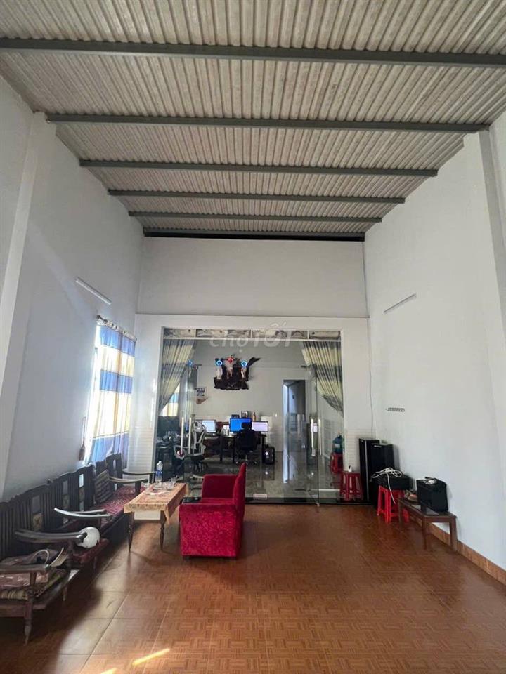 Bán nhà riêng 2 tầng 169,5m² hẻm 3 Hùng Vương, phường Buôn Hồ, sổ hồng