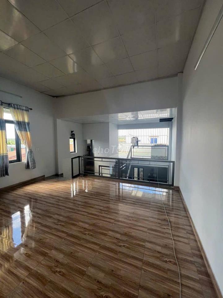 Bán nhà riêng 2 tầng 169,5m² hẻm 3 Hùng Vương, phường Buôn Hồ, sổ hồng