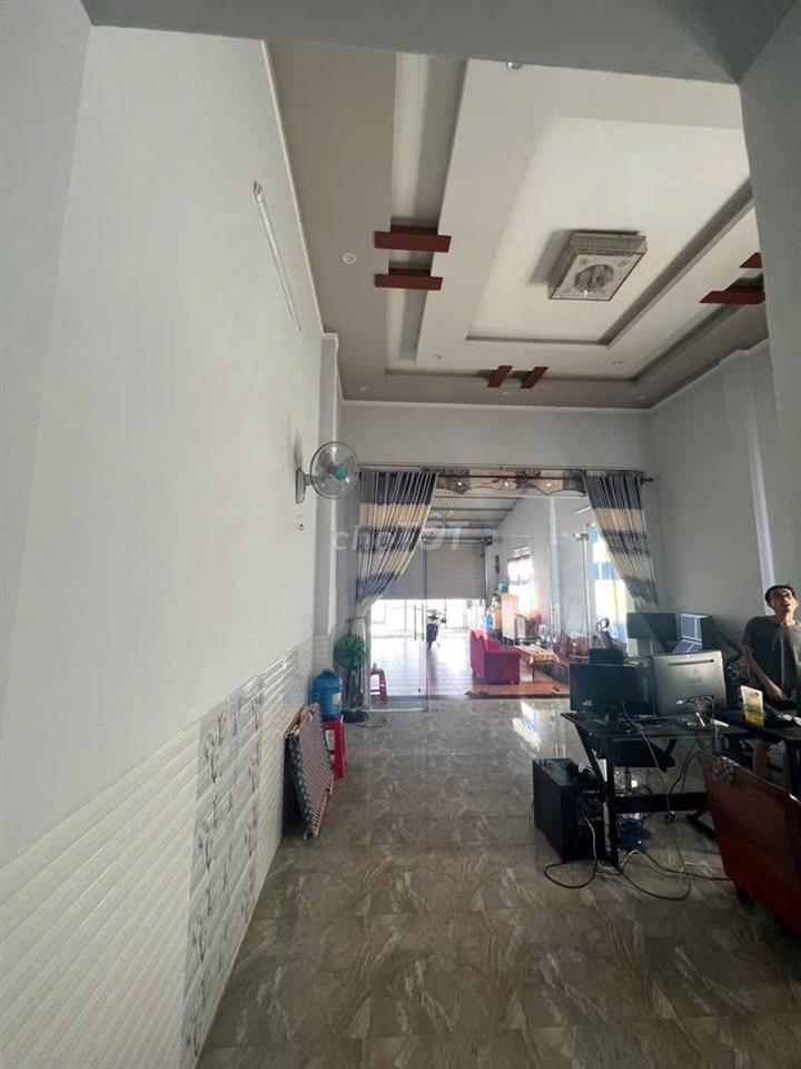 Bán nhà riêng 2 tầng 169,5m² hẻm 3 Hùng Vương, phường Buôn Hồ, sổ hồng