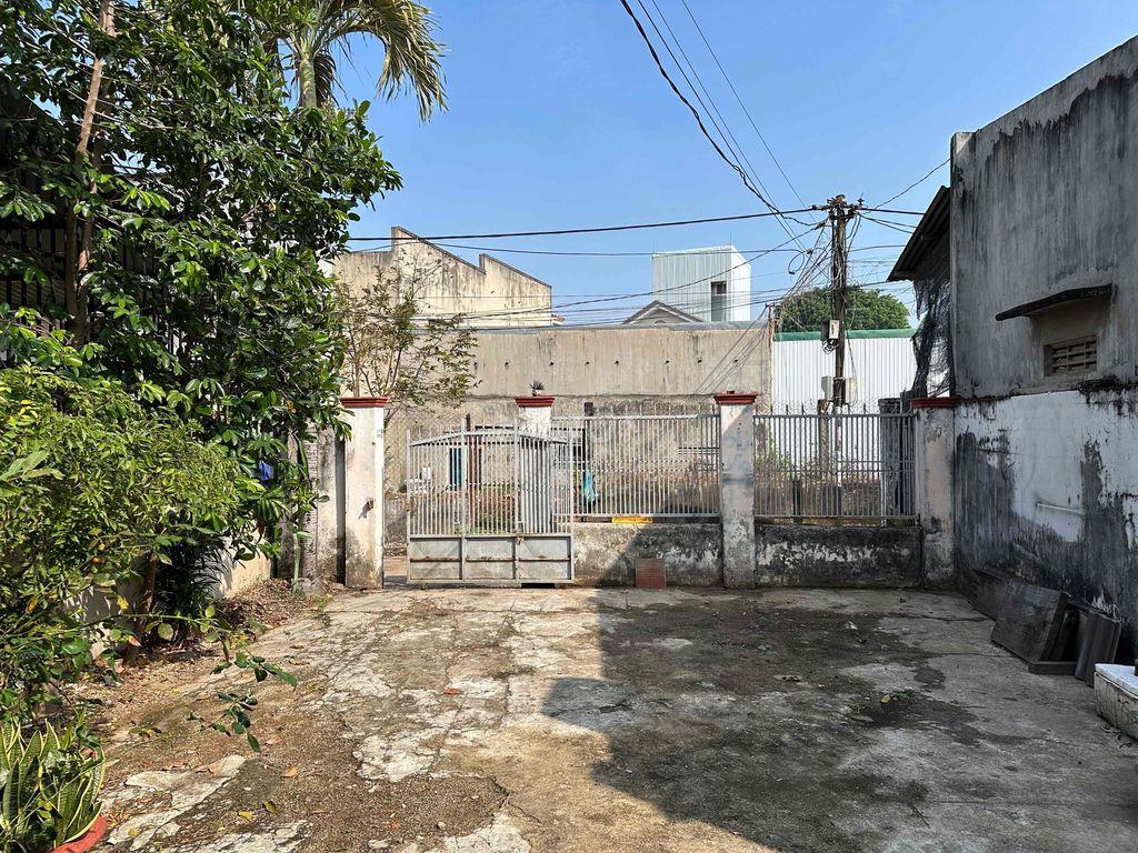 Bán nhà hẻm xe máy 129 Lê Hồng Phong, 213m2, full thổ cư.