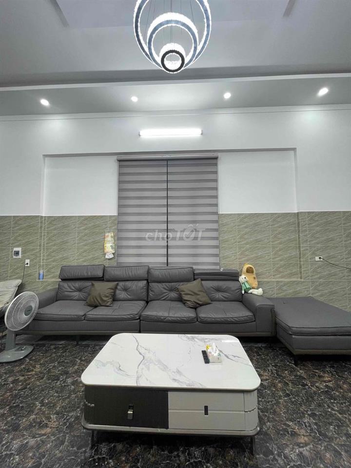 NHÀ GÓC 2 MẶT TIỀN , FULL NỘI THẤT . CƯEBUA