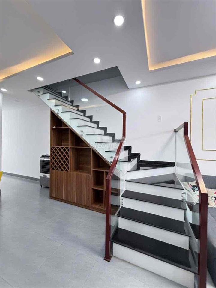 Bán nhà hẻm Lương Thế Vinh