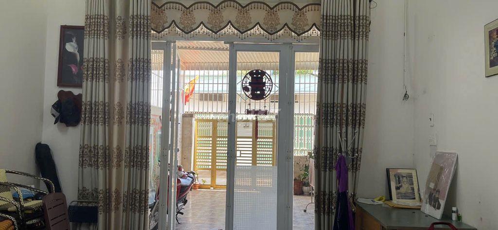 chính chủ CẦN BÁN NHÀ CẤP 4 132m2