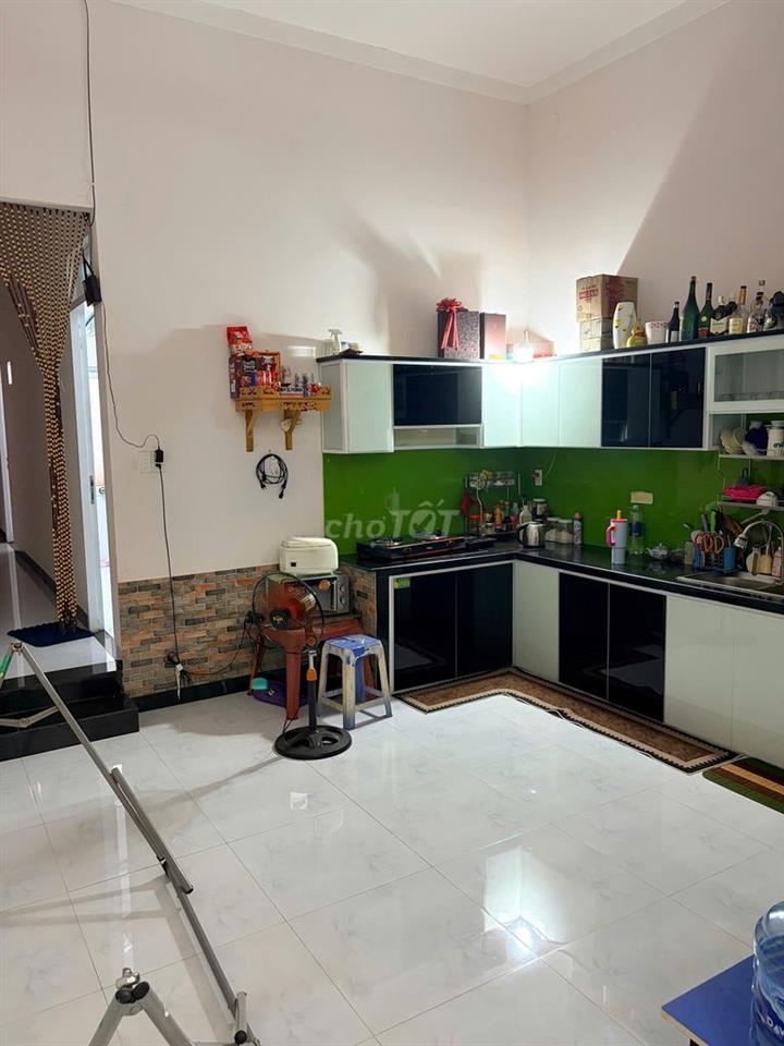 chính chủ CẦN BÁN NHÀ CẤP 4 132m2