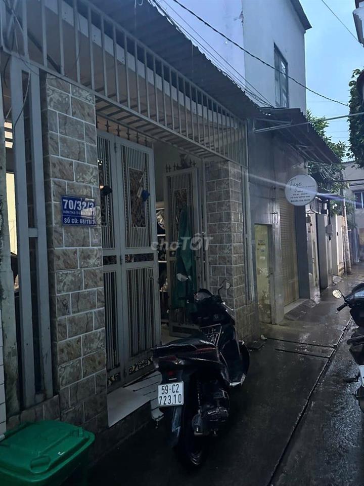 chính chủ cần bán nhà hẻm nguyễn văn quá q12
