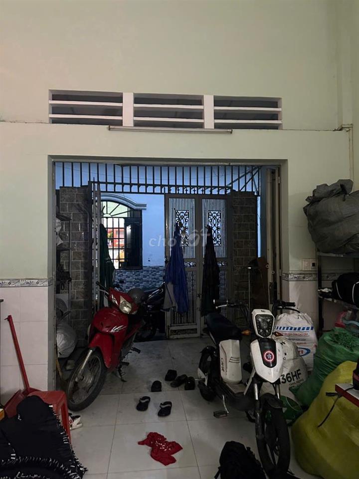 chính chủ cần bán nhà hẻm nguyễn văn quá q12