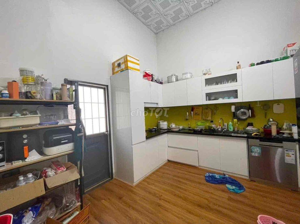 Cần bán gấp nhà Đường H Thôn 2 Khu Bàn Cờ