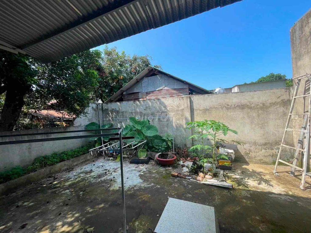 Cần bán gấp nhà Đường H Thôn 2 Khu Bàn Cờ