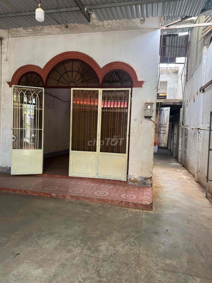 Cho thuê nhà nguyên căn, 02 nhà liền kề (diện tích 6x24); hẻm Hà Huy T