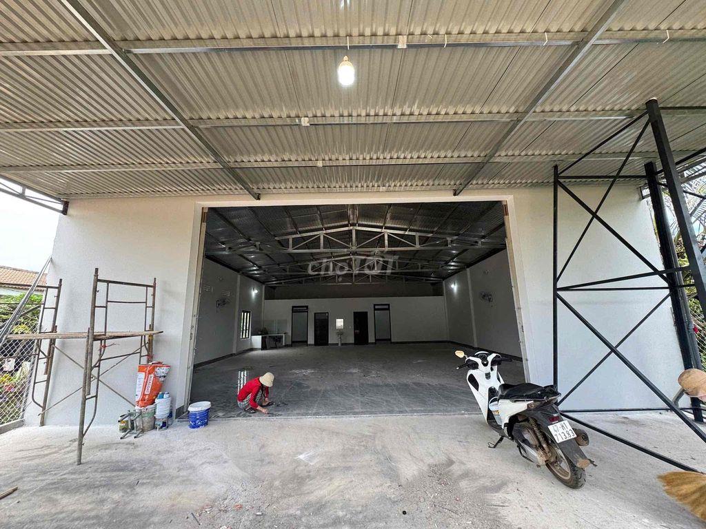 Cho thuê nhà mới Xây