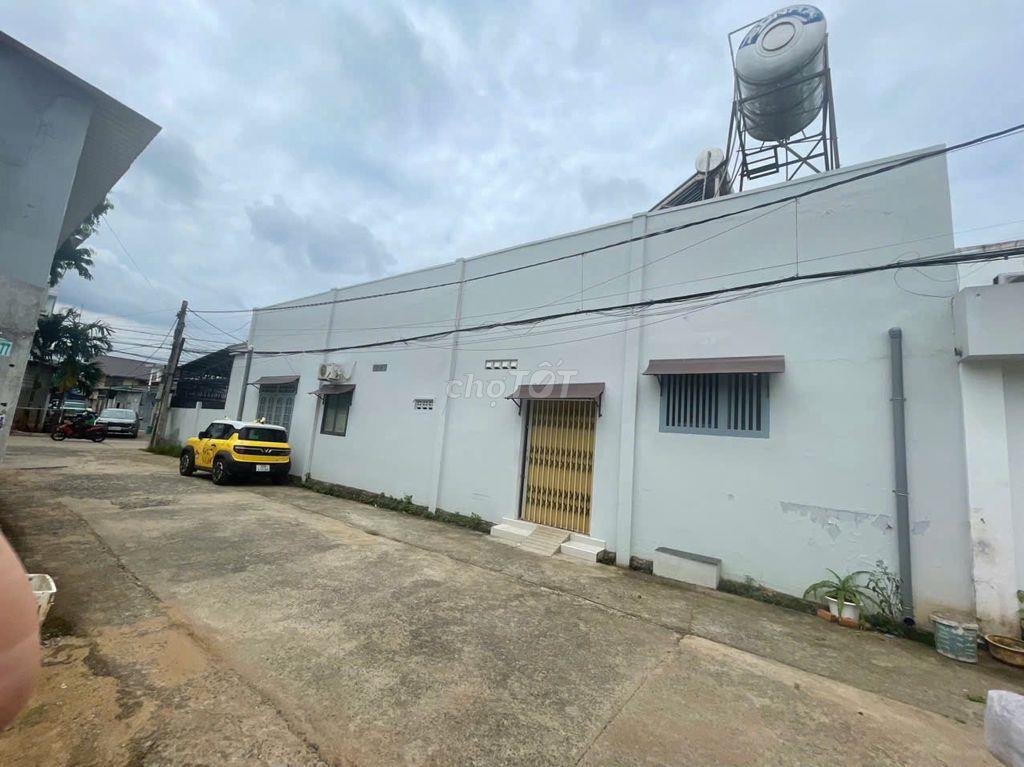 CHO THUÊ NHÀ RỘNG 100M² NGAY TRUNG TÂM – GIÁ CHỈ 3 TRIỆU/THÁNG