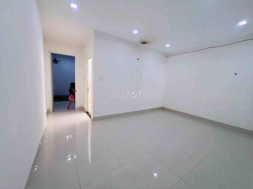 Cho thuê nhà nguyên Căn Trung Tâm Phố