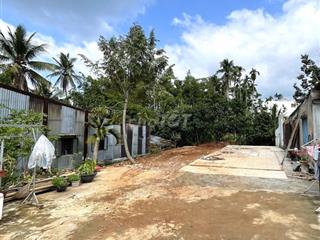 Bán 2 lô đất liền kề hẻm Lê Duẩn, Buôn Ma Thuột, Daklak