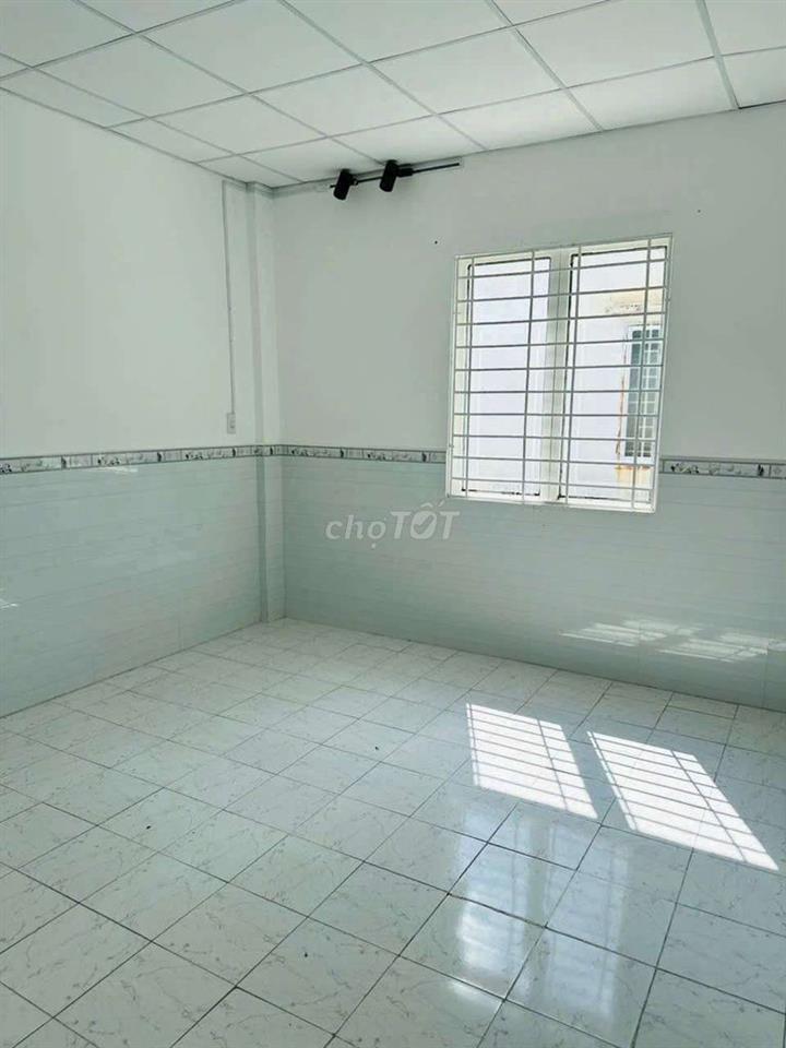 CHO THUÊ NHÀ 4 PN KDC 586 CÓ MÁY LẠNH