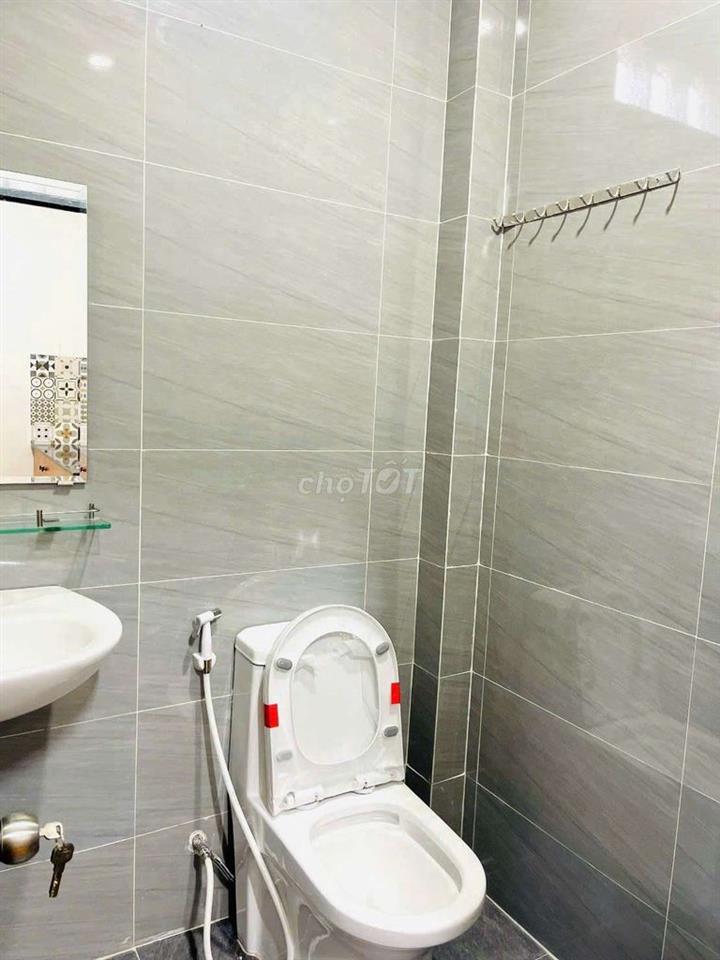 CHO THUÊ PHÒNG  TRỆT LẦU MÁY LẠNH 586