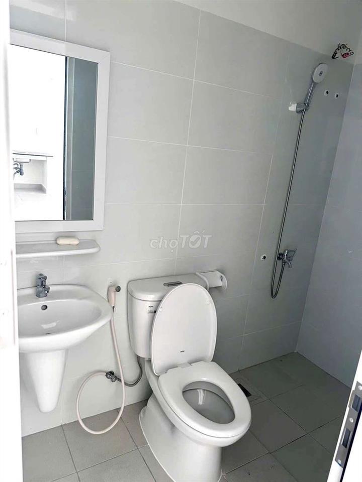 CĂN HỘ MỚI ĐẸP 57 TRỐNG SUỐT TẠI NAM LONG 2