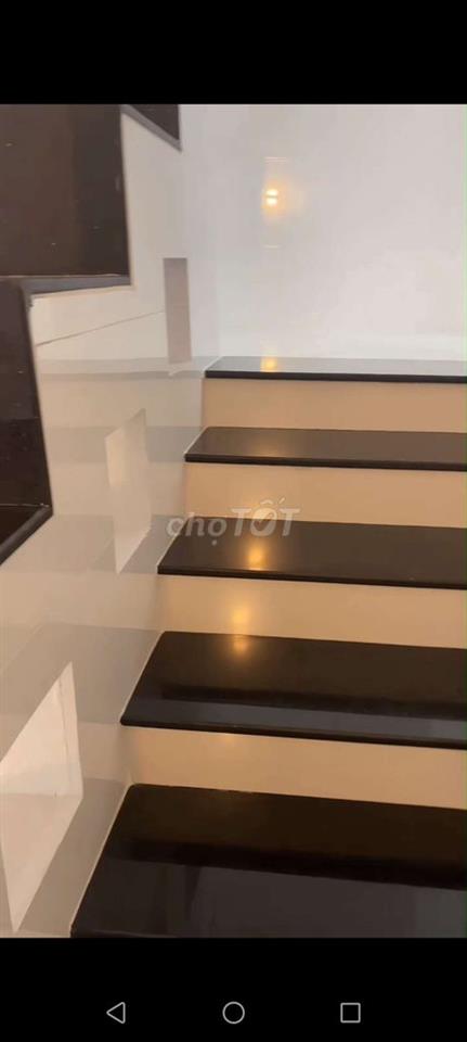 BÁN NHÀ ĐẸP 586 HOÀN CÔNG