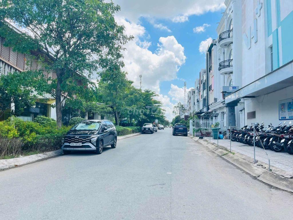 NỀN ĐƯỜNG LÊ TẤN QUỐC ( KHU CÔNG TY 8)