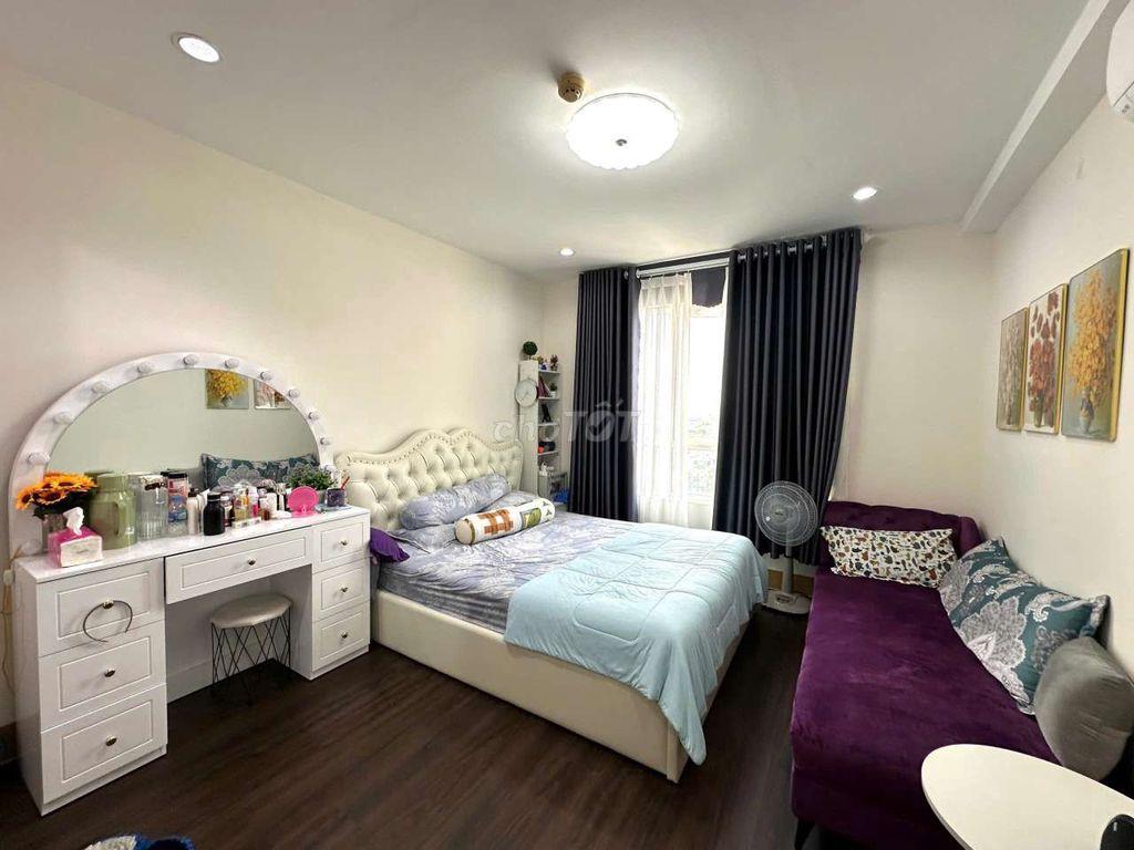 Em cần bán gấp căn hộ chung cư cao cấp tây Nguyên plaza