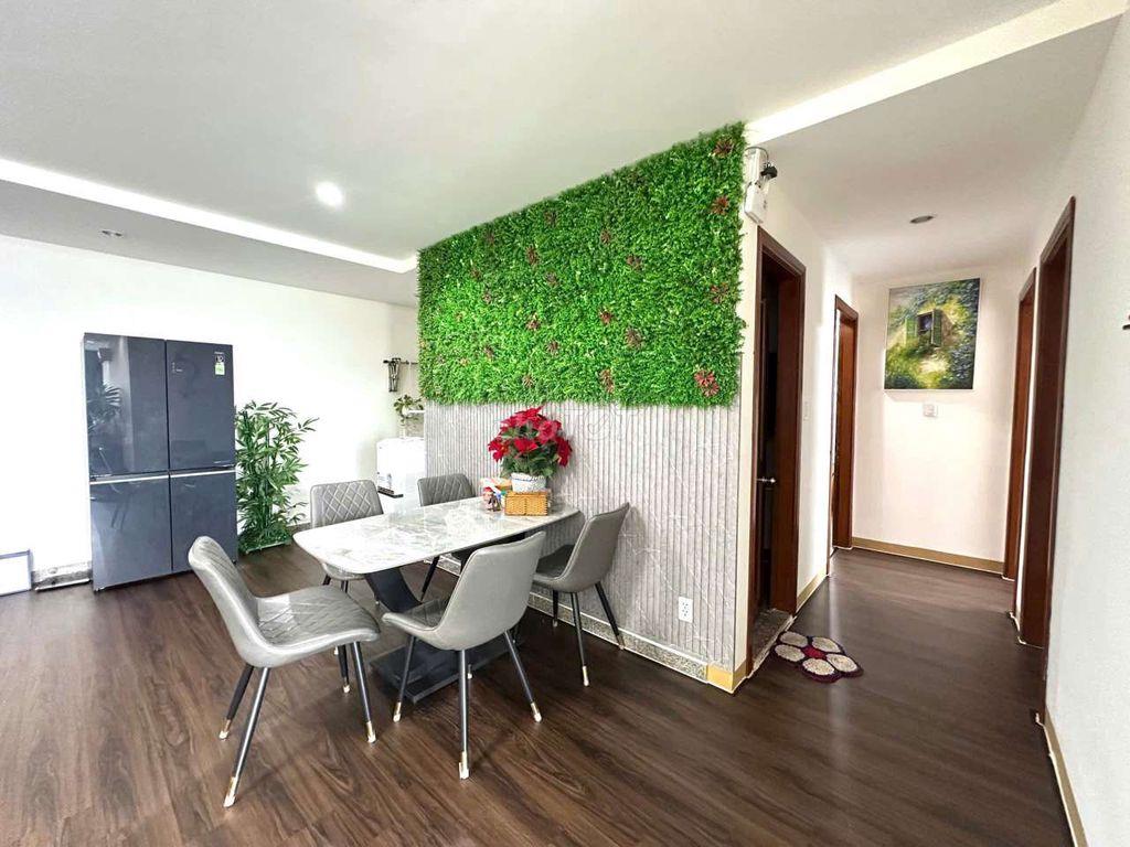 Em cần bán gấp căn hộ chung cư cao cấp tây Nguyên plaza