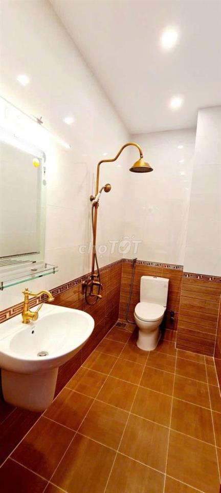 Em cần bán gấp nhà 