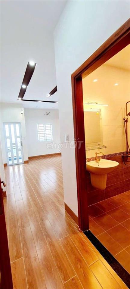 Em cần bán gấp nhà 