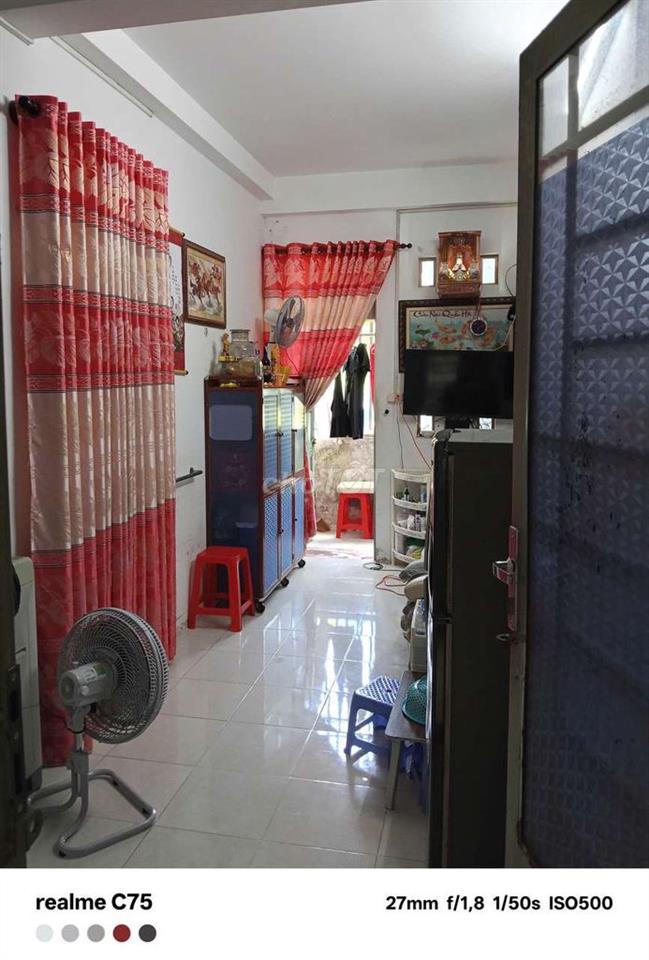 Cần bán căn hộ chung cư Hồng Loan