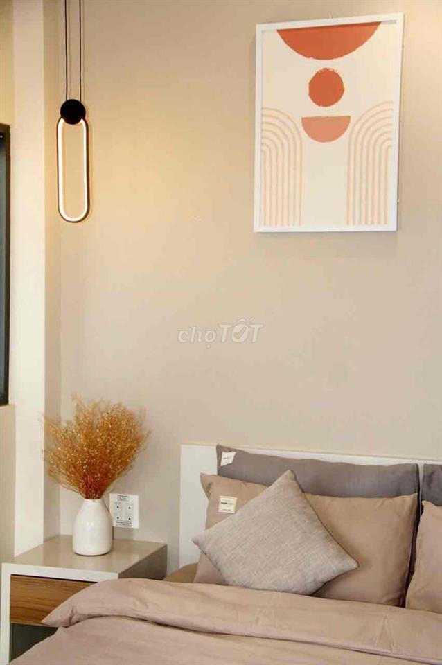 PHÒNG FULL NỘI THẤT CAO CẤP – BAN CÔNG RIÊNG – NGAY TRUNG TÂM