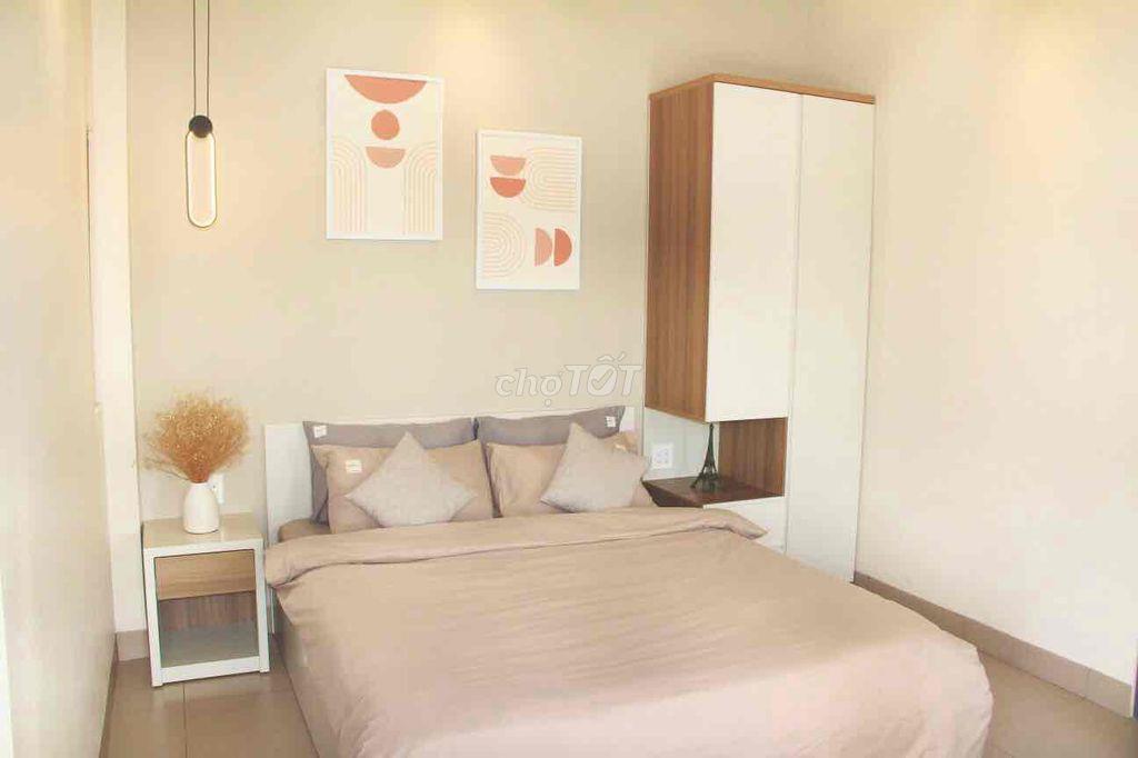 PHÒNG FULL NỘI THẤT CAO CẤP – BAN CÔNG RIÊNG – NGAY TRUNG TÂM