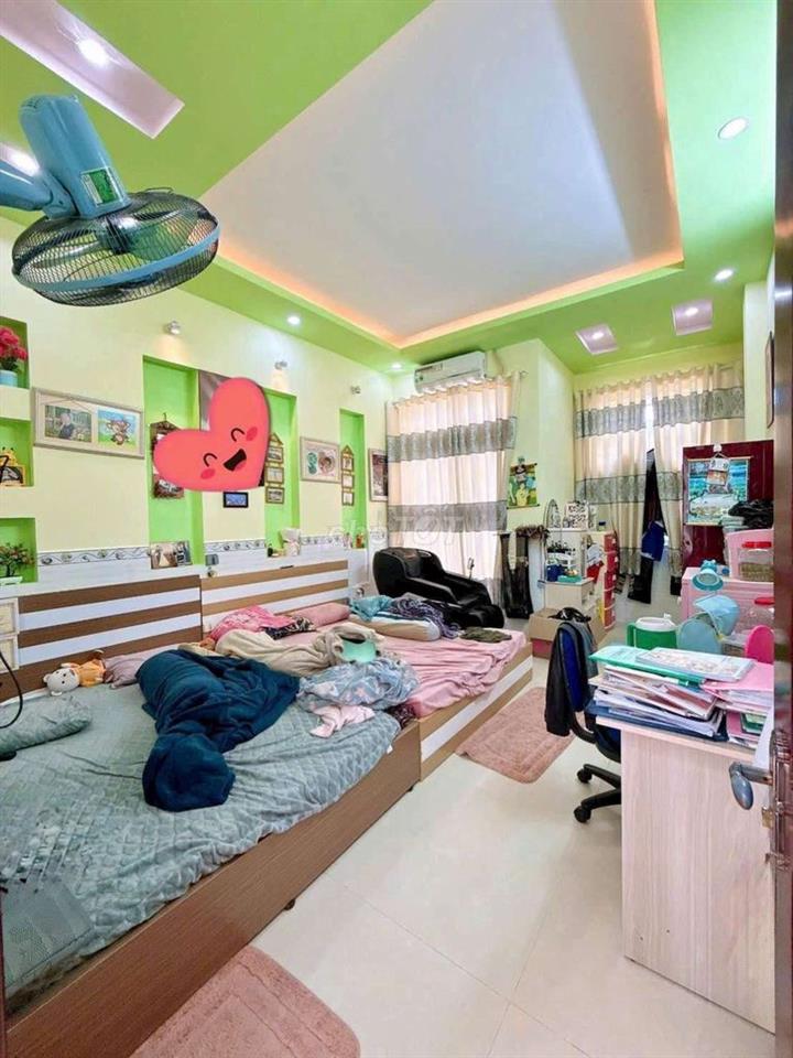 NHÀ TRỆT LẦU - HẺM 6M NGUYỄN VĂN CỪ
