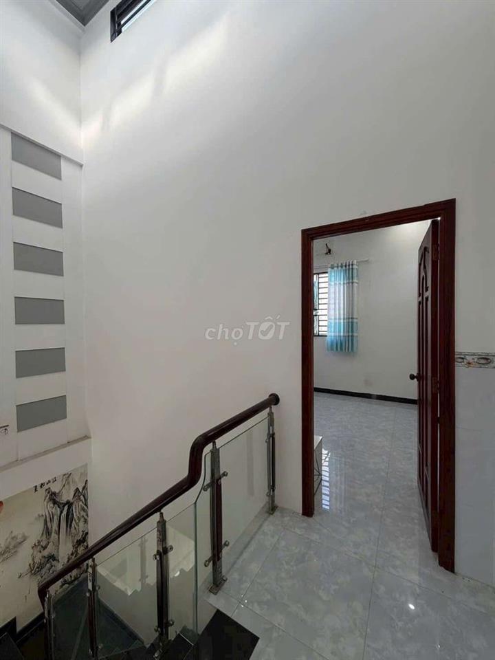 NHÀ RỘNG RÃI - HẺM 5M, HOÀNG QUỐC VIỆT