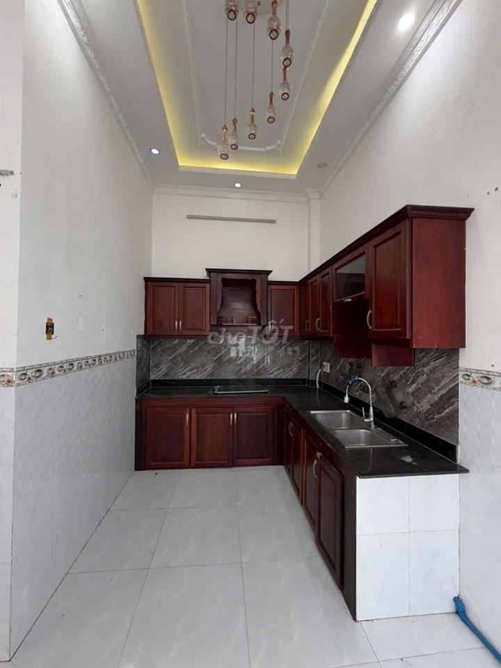 NHÀ RỘNG RÃI - HẺM 5M, HOÀNG QUỐC VIỆT