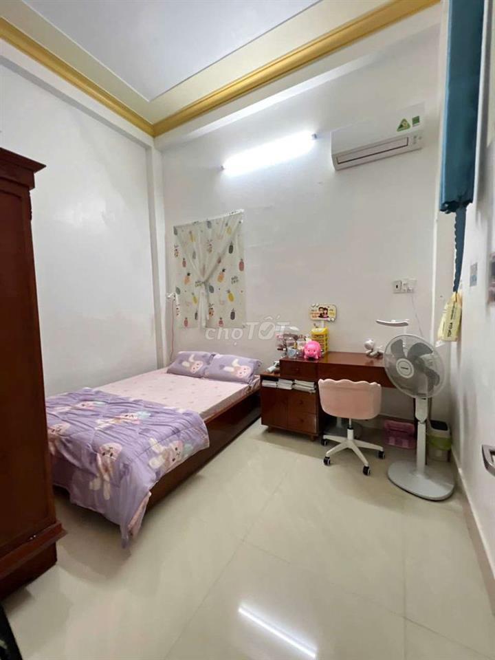 NHÀ 2 LẦU GIÁ CỰC TỐT - KDC BÌNH NHỰT
