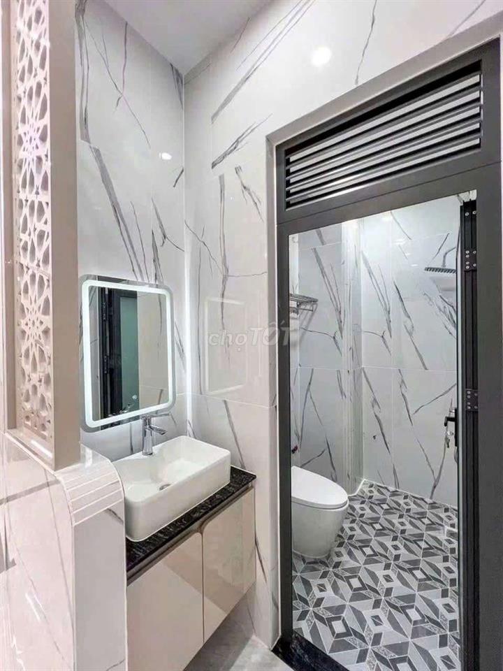 NHÀ TRỆT LẦU - HẺM 1 TRẦN VĨNH KIẾT