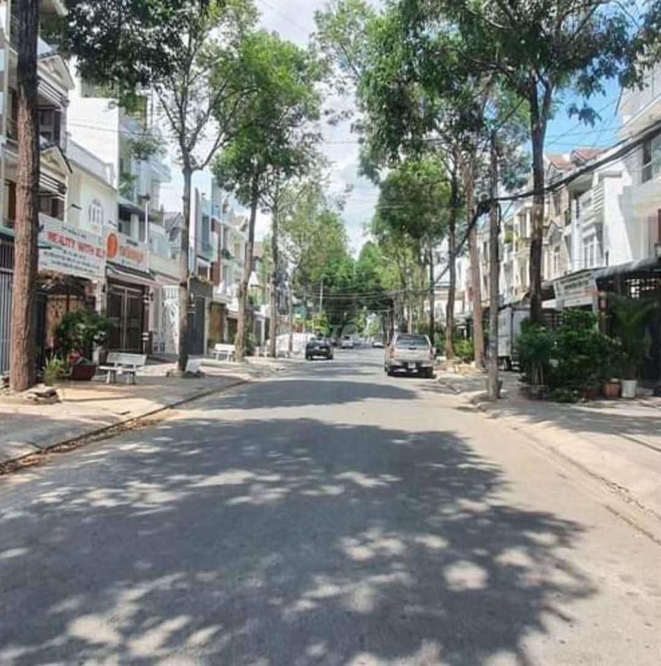 NHÀ 2 LẦU - ĐƯỜNG XUÂN THỦY - KDC HỒNG PHÁT