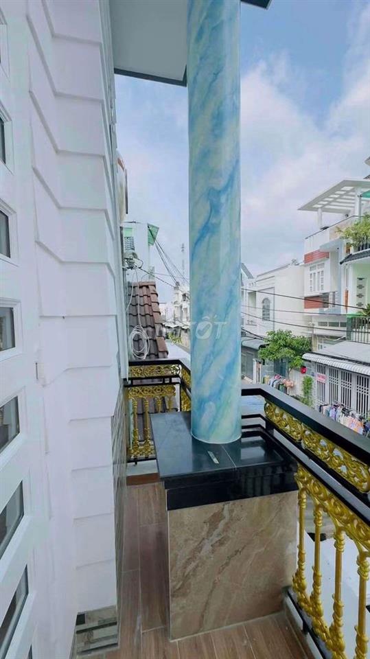 NHÀ RỘNG RÃI - HẺM 234 HOÀNG QUỐC VIỆT