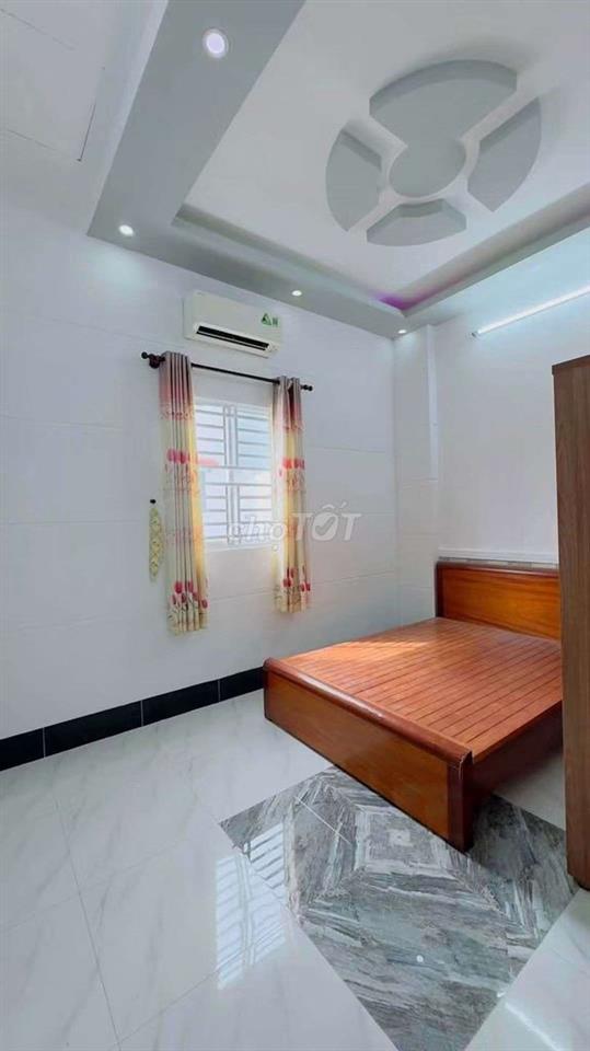 NHÀ RỘNG RÃI - HẺM 234 HOÀNG QUỐC VIỆT