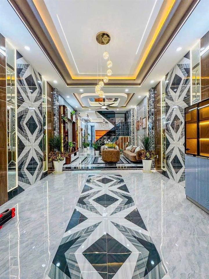 NHÀ 2 LẦU NỘI THẤT CAO CẤP - GẦN ĐH Y DƯỢC