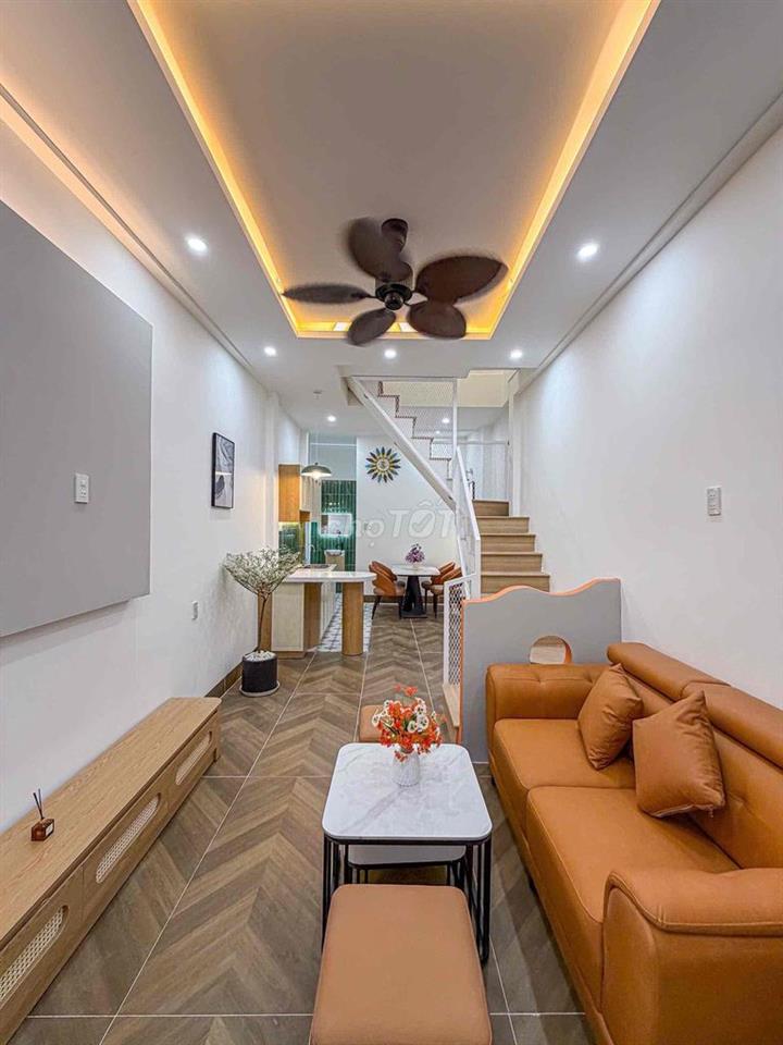 nhà bán 53 huynh thúc kháng ngay chợ