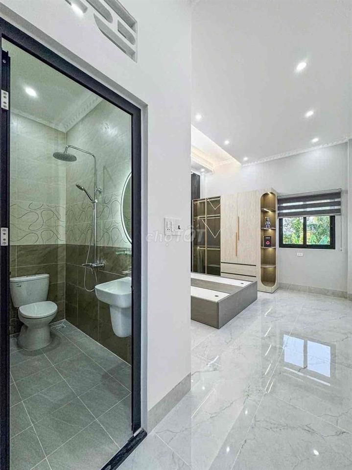 nhà bán hẽm liên tổ 1/2 nguyen văn cừ