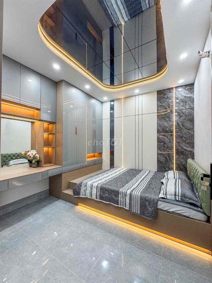 nhà bán hem 387 trần nam phú