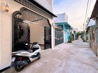 nhà bán hẽm 12/20 nguyen văn cừ