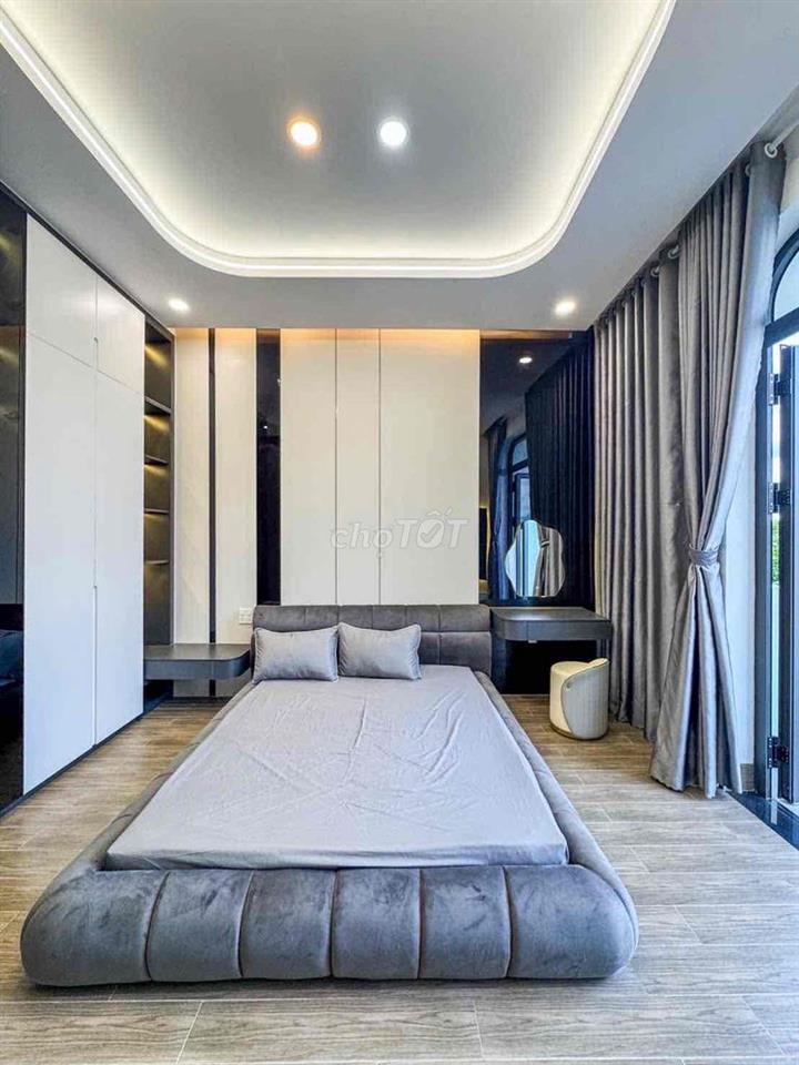 bán nha gần truong hoc fpt nam cần thơ