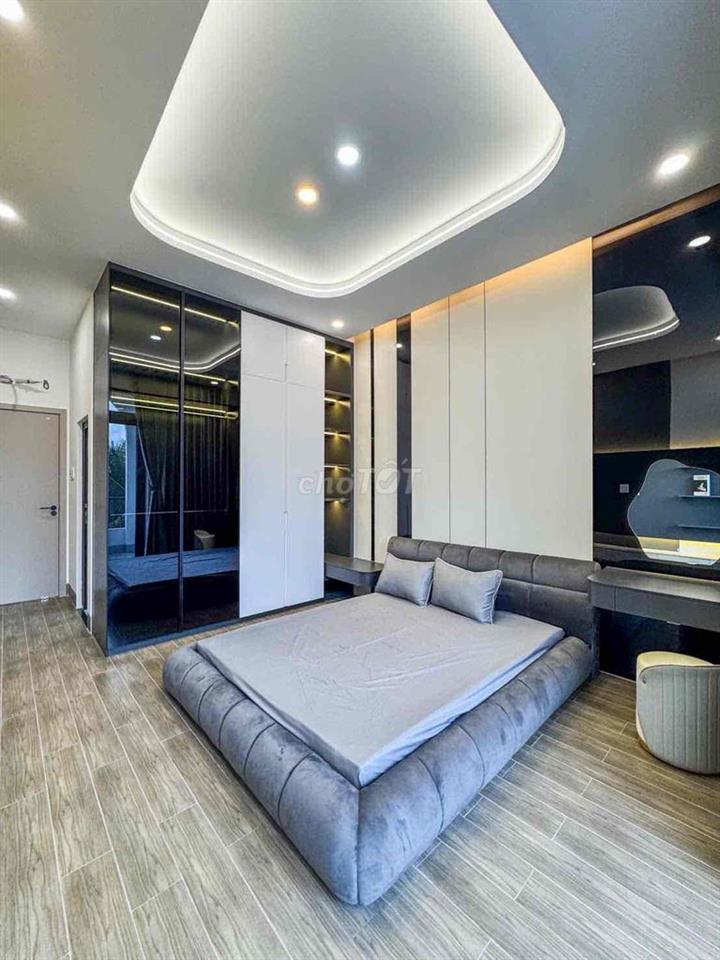 bán nha gần truong hoc fpt nam cần thơ