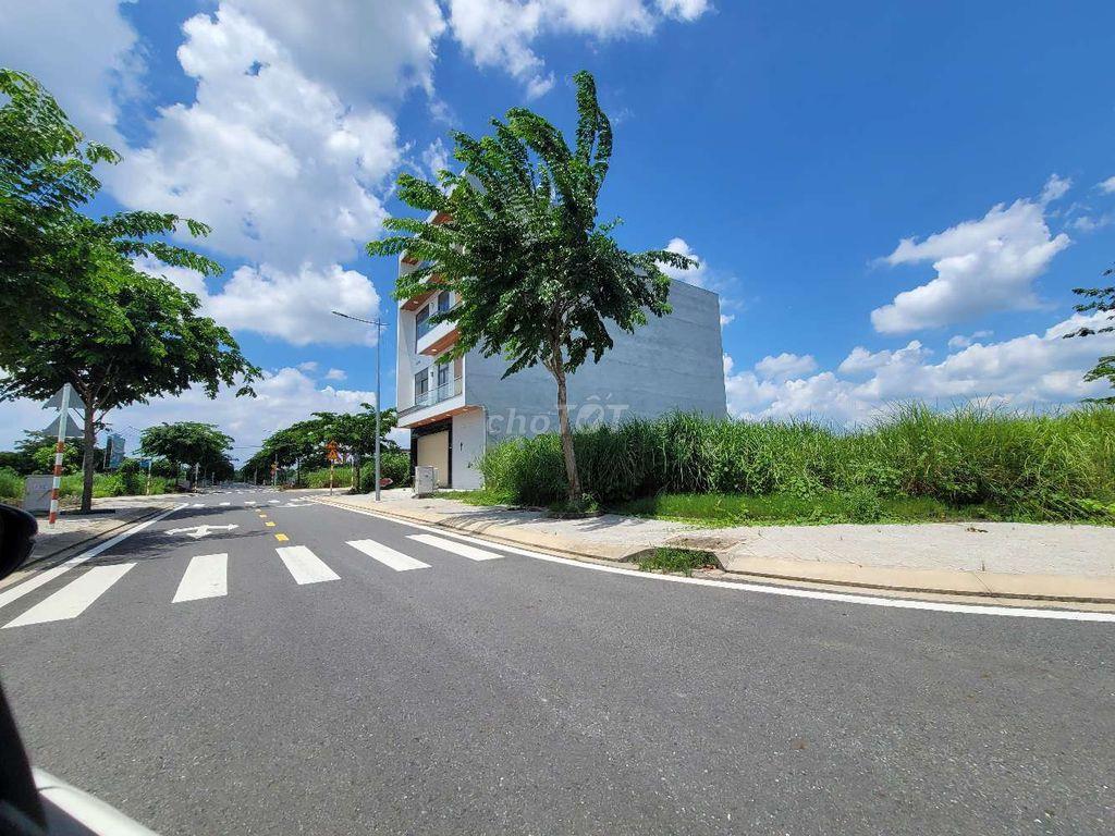BÁN LÔ ĐẤT ĐẸP 90M² DRAGON PEARL – ĐƯỜNG NHỰA, VỈA HÈ, KDC HIỆN HỮU