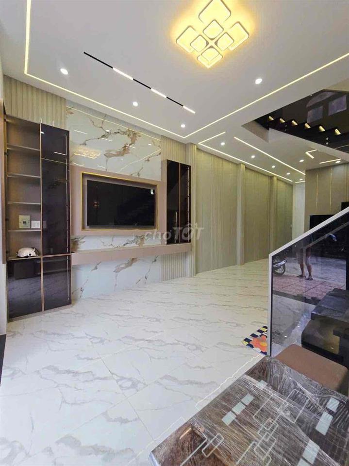 BÁN NHÀ LUXURY - KHU VĂN HOÁ TÂY ĐÔ